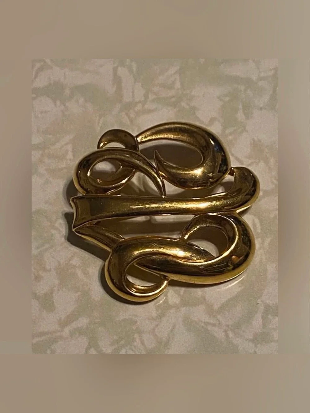 Vintage Gold Tone Signed Monet Pin #6093